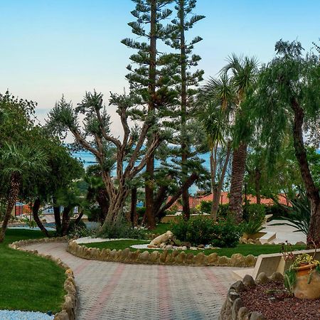 Hotel Villa Levi Sanremo Exterior photo